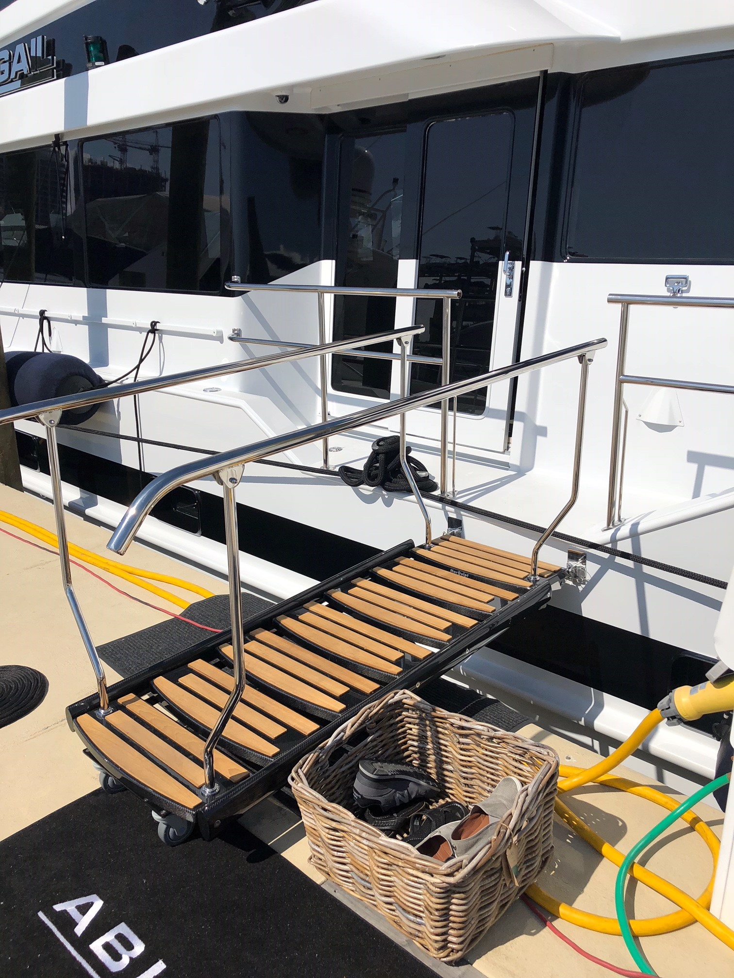 MarQuipt marine equipment